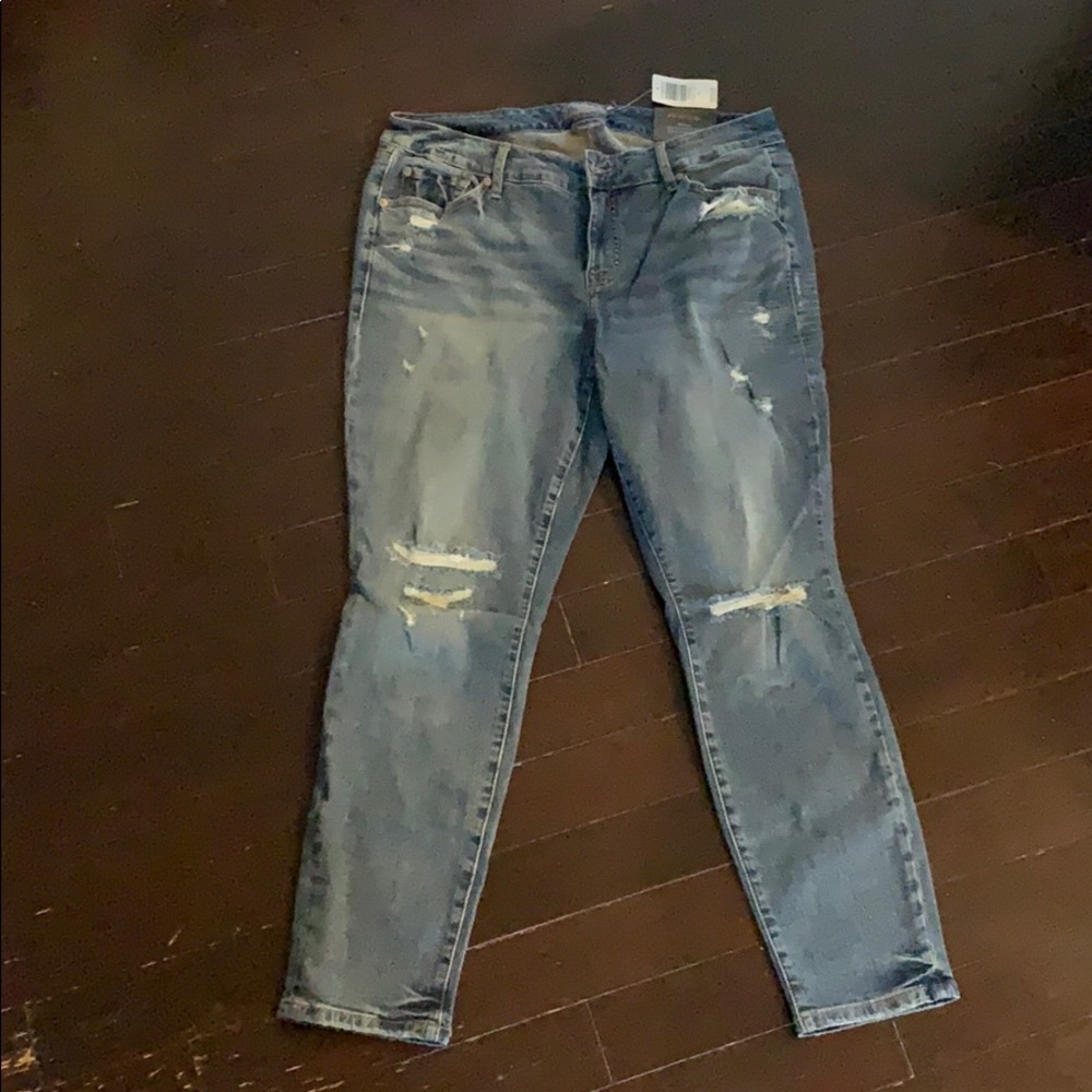 Torrid size 14 jeans NWT